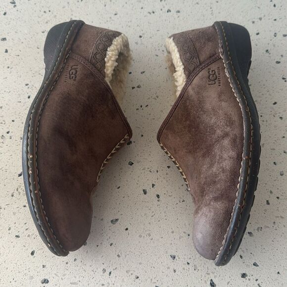 UGG Australia Bettey 1757 Brown Suede Slip-On Clogs Loafers Shoes Casual Size 9 - Picture 5 of 13
